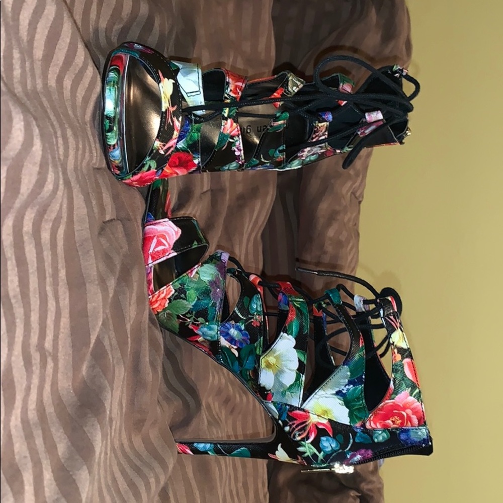 Madden Girl floral heels 7.5